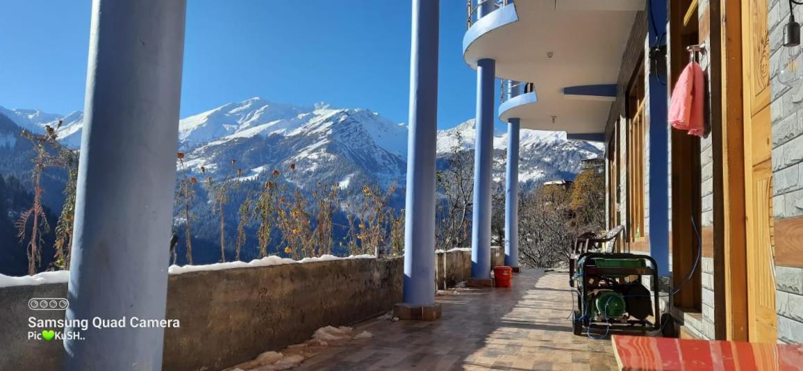 Cafe Kush Hotell Tosh Exteriör bild