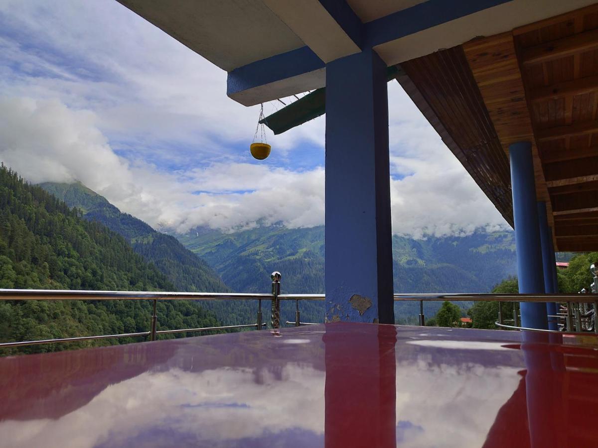 Cafe Kush Hotell Tosh Exteriör bild