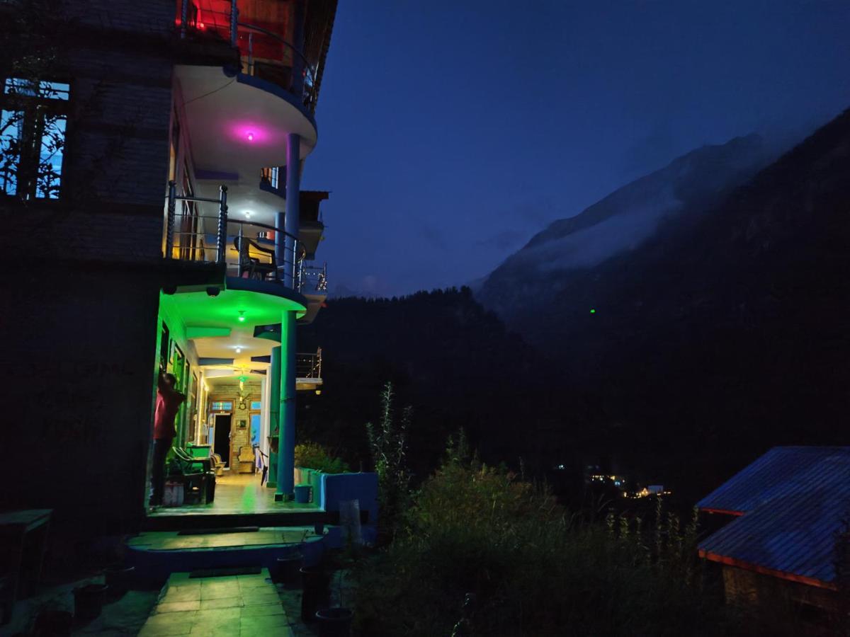 Cafe Kush Hotell Tosh Exteriör bild